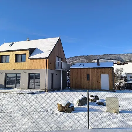 Tiny House Stribrnice شاليه