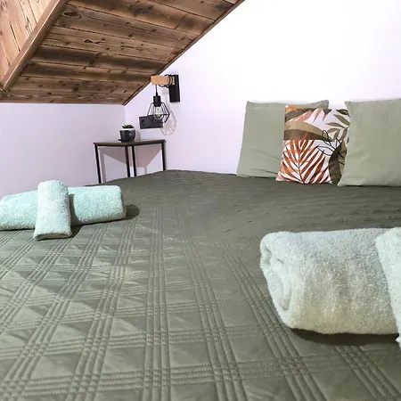 Tiny House Stribrnice *